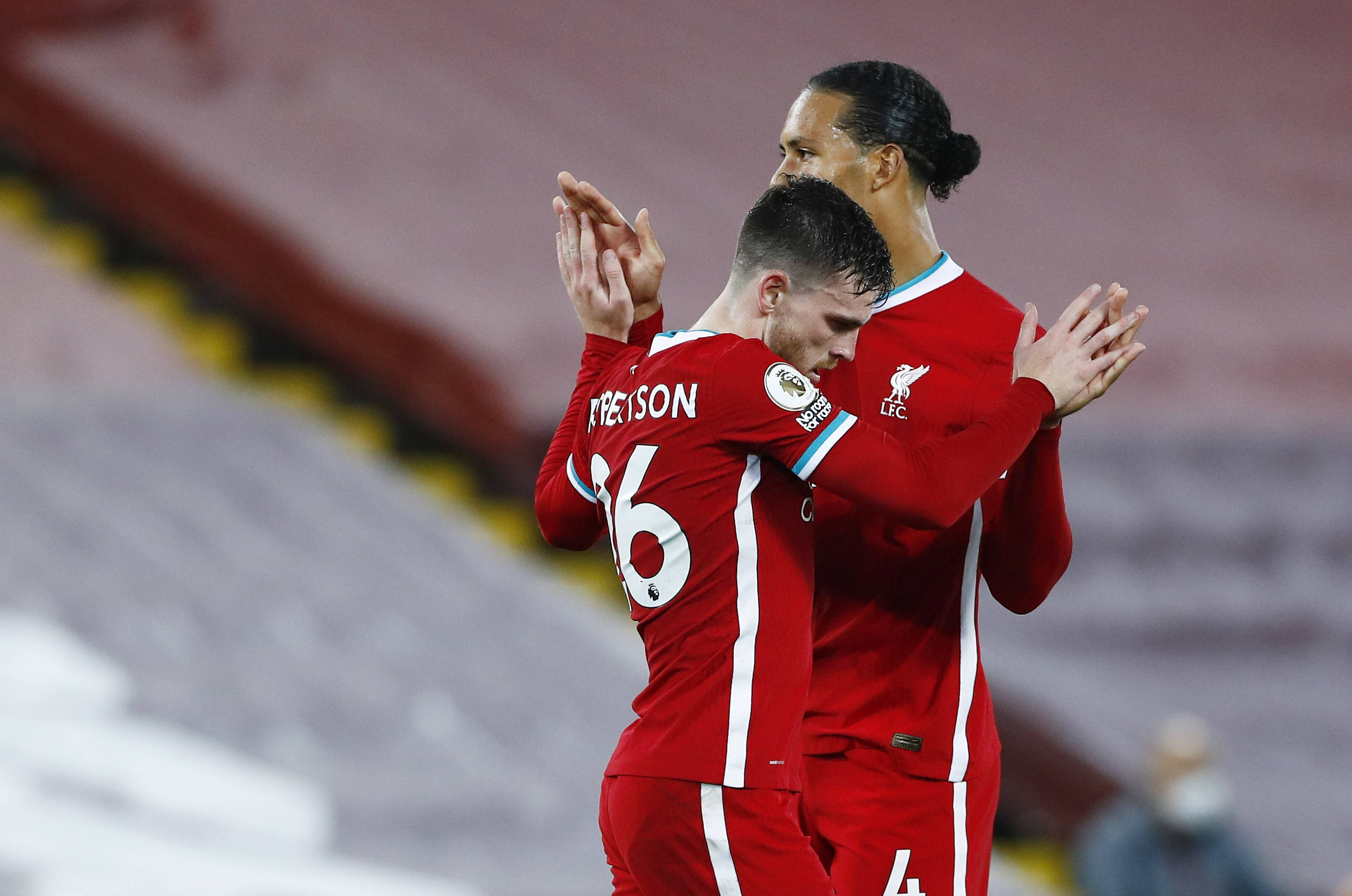 奏偏于保守 奏偏于保守